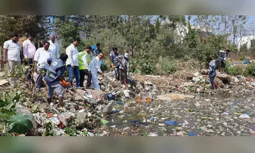 Hyderabad: Dodla Venkatesh Goud oversees measures against mosquitoes