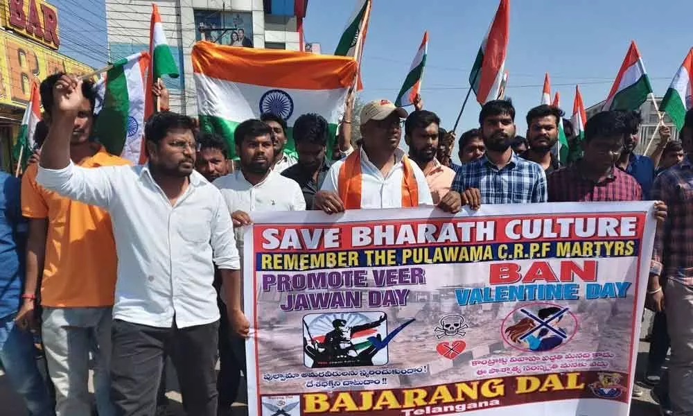 Hyderabad: Tributes paid to Pulwama martyrs in LB Nagar