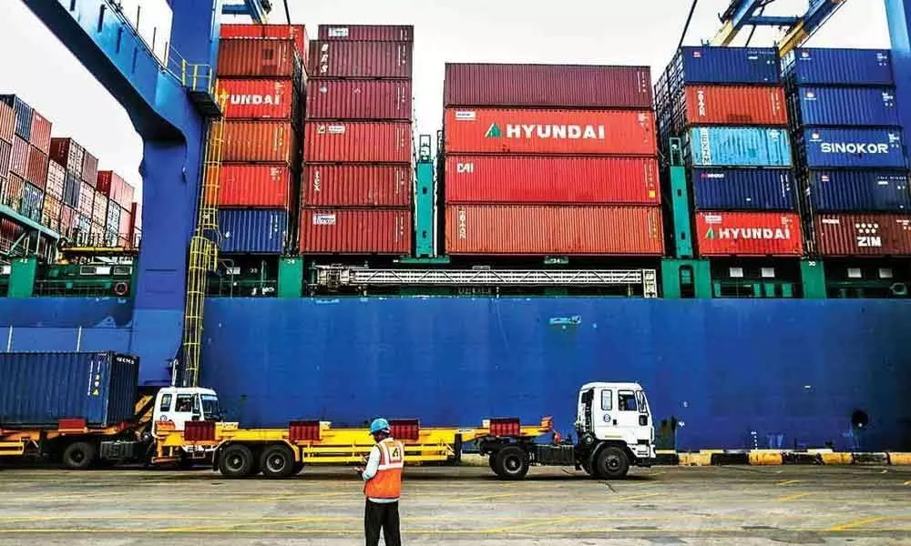 Exports contract for 6th straight month