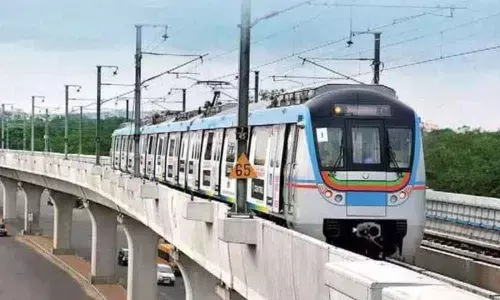 Hyderabad: HMR officials asked to take up road, footpath works on JBS-MGBS stretch