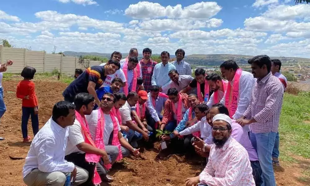 Social media abuzz with KCR birthday day bash programmes