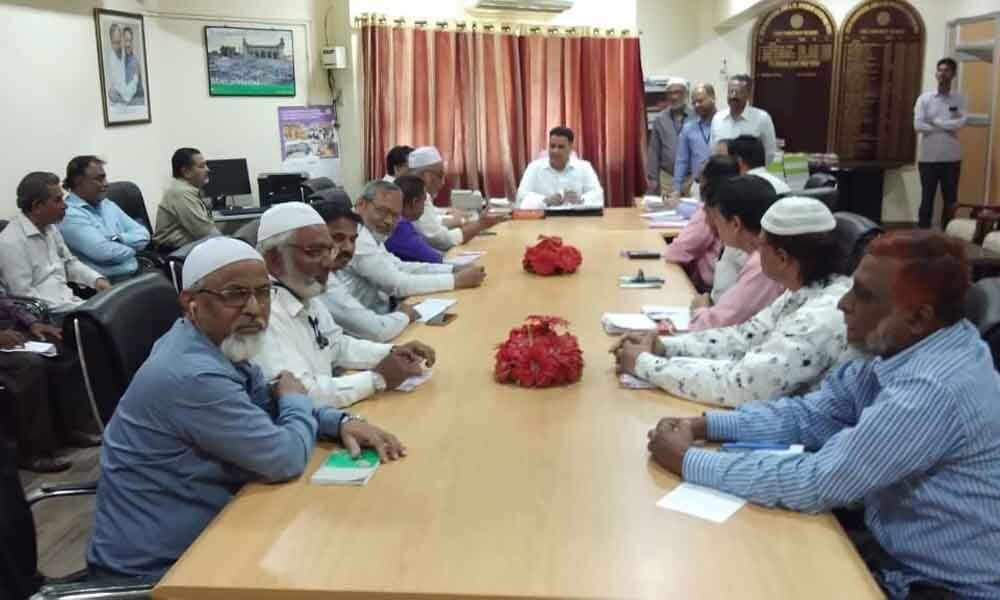 Hyderabad: Wakf Board Discusses Ways To Protect Assets