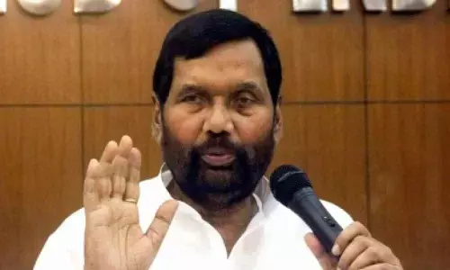 Restraint over language must, says Paswan
