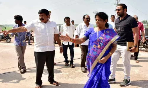 Kakinada: MP Vanga Geetha and MLA Dwarampudi Chandrashekhar Reddy inspect CMs programme arrangements