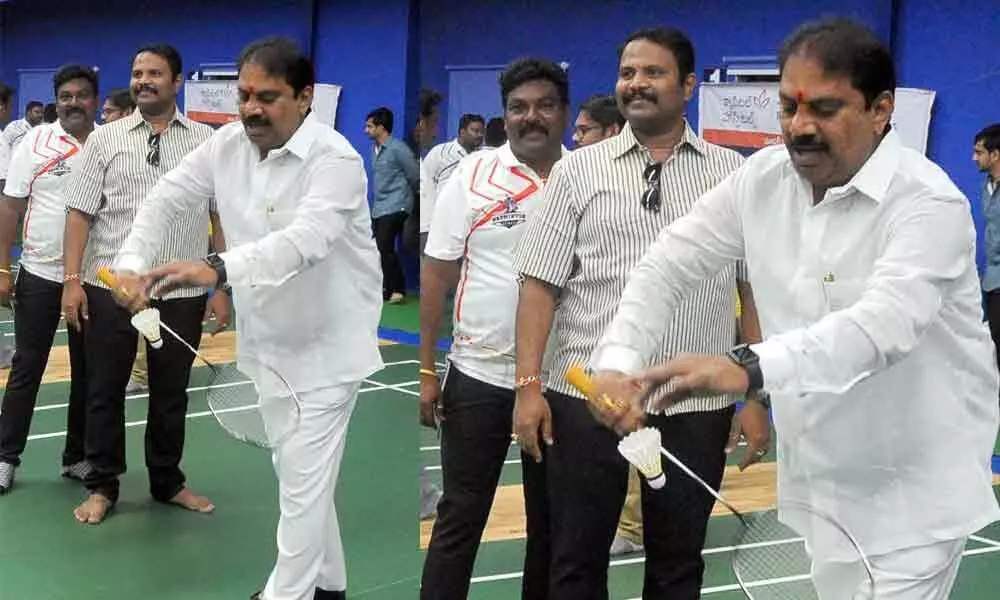 MLA Malladi launches Badminton tourney at Vijayawada