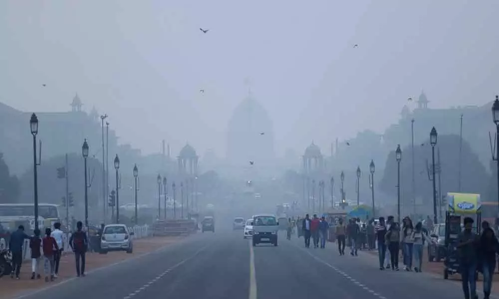 Delhi AQI turns very poor, thunderstorms likely soon