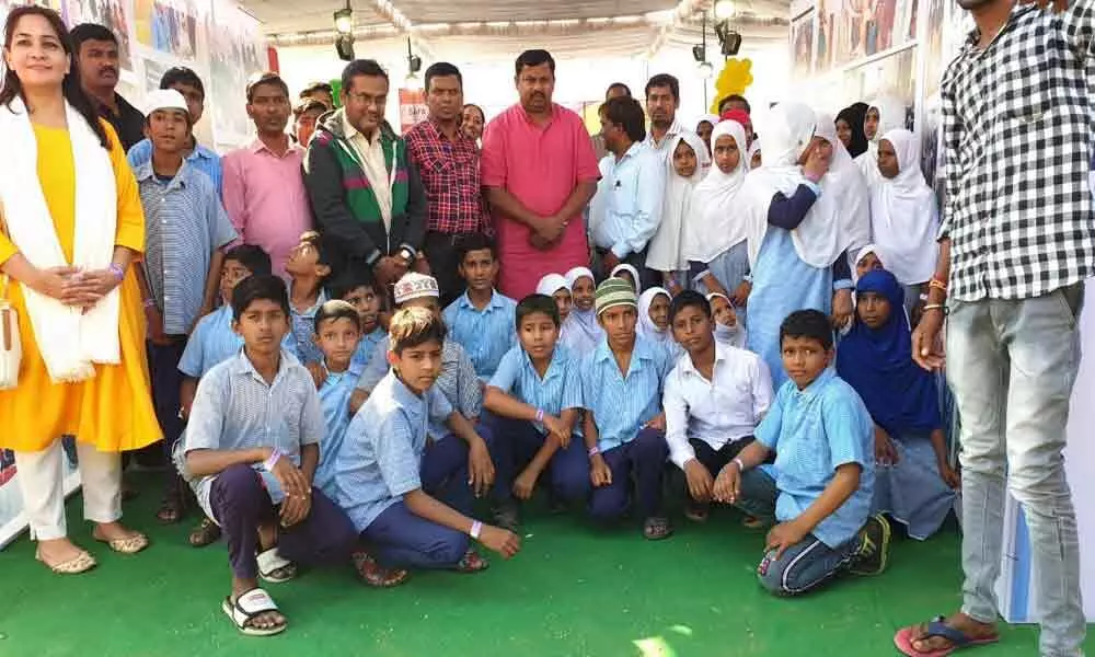 Hyderabad: Raja Singh inaugurates science fair at Raheempura Ground