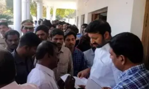 Kadapa MP Avinash Reddy conducted Prajadarbar, assures people of providing welfare schemes