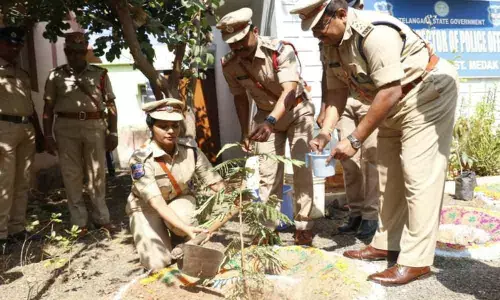 Medak: SP Chandana Deepti leads Haritha Haram drive