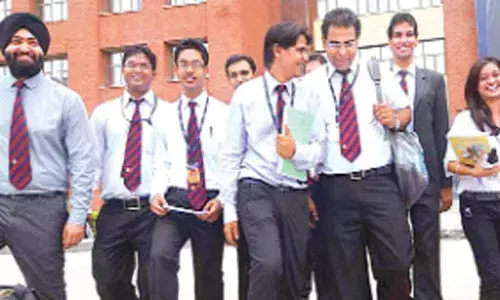 Future of management students in an Artificial Intelligence based world