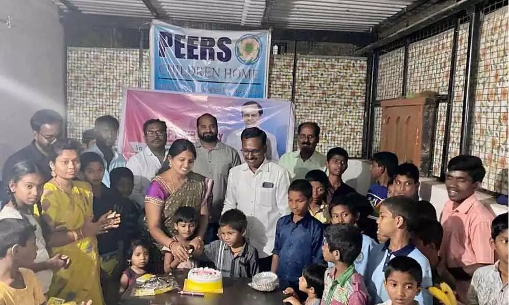 Hyderabad: KCRs birthday celebrated at orphanage in Kapra