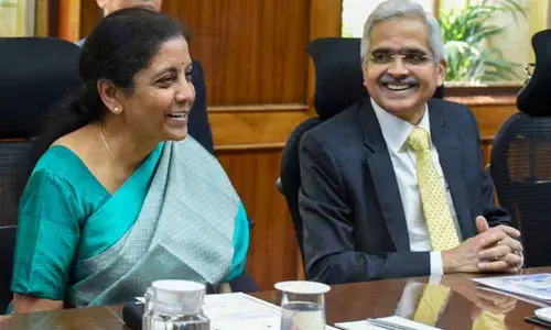 No reason to doubt on meeting fiscal deficit targets