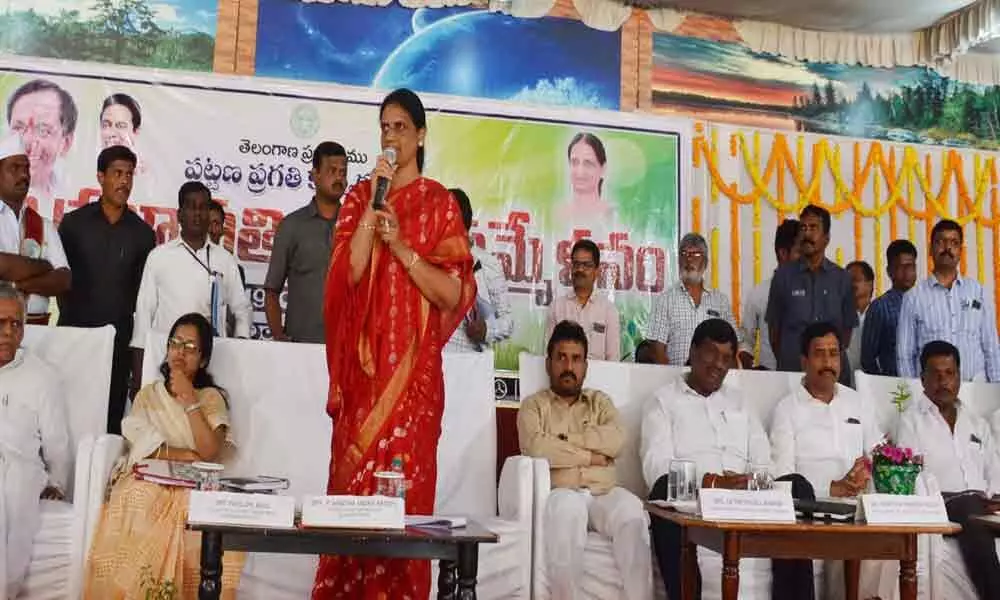 Vikarabad: Leaders, babus exhorted to strive for Pattana Pragathi