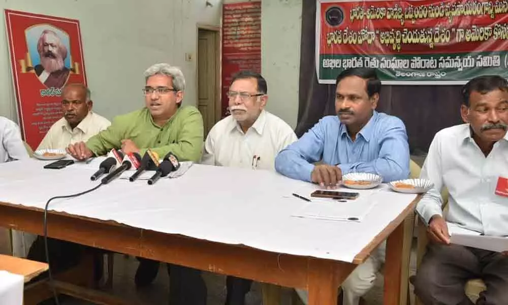 Hyderabad: Farmers body opposes agriculture trade deal with USA