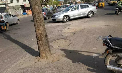 Karmanghat: Potholes crop up near U-turn, pose risk