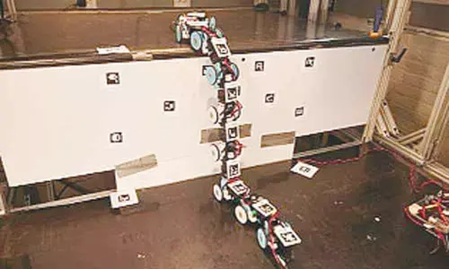 Snake-inspired step climbing robot developed