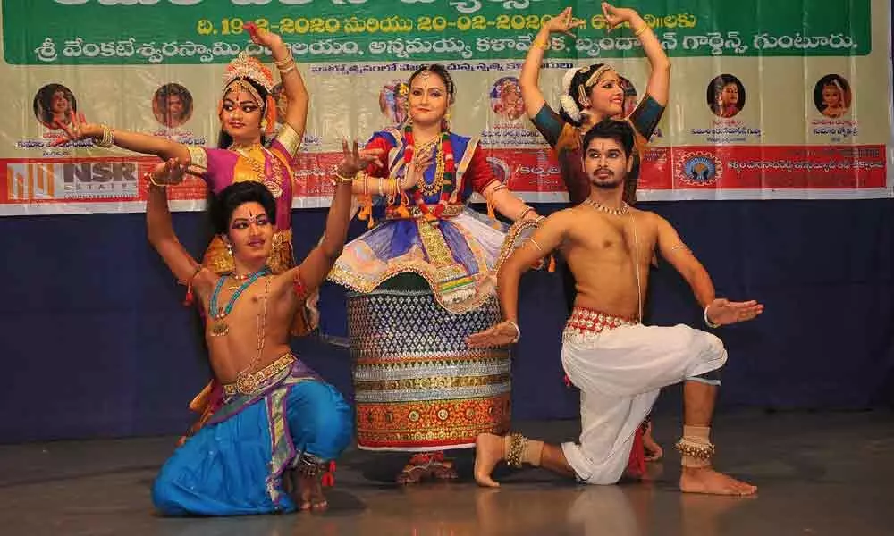 Amaravati Natyotsavam enthralls audience