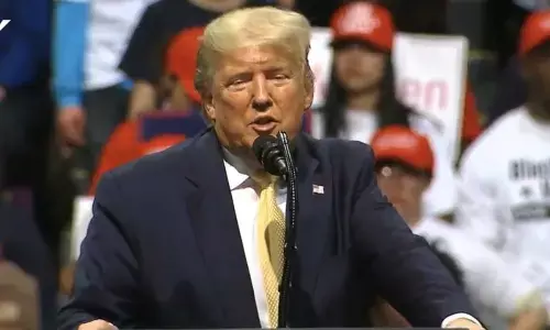 Congress-BJP Spar Over President Trumps Visit