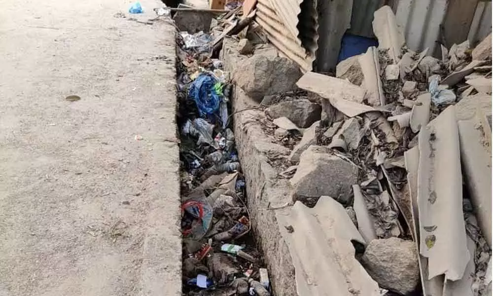 Gachibowli: Nala chocked with garbage