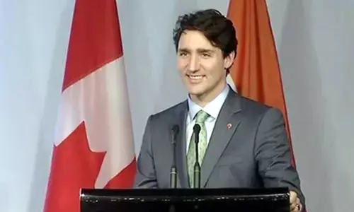 Trudeau calls for immediate end to rail blockades in Canada