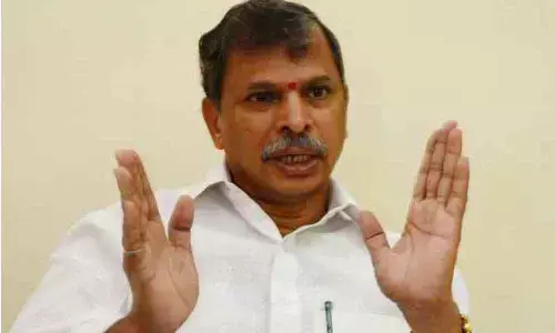 APCC Narreddy Tulasi Reddy flays inhuman attitude of  YSRCP