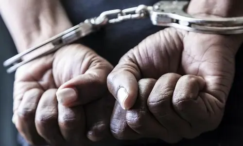 11 robbers held, booty worth 18.90L recovered