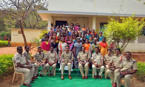 Chittoor: Strive for corruption-free society, SP tells women ward secretaries