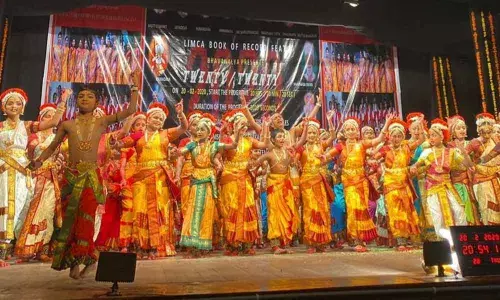 Hyderabad: Children set new Limca record in Nampally Ravindra Bharathi