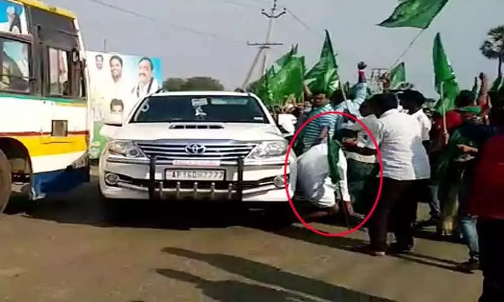 YSRCP MP accused of using convoy to hit capital farmer