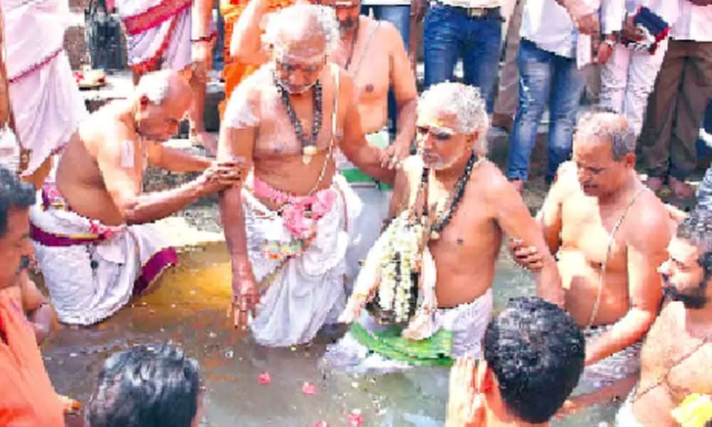 Kapileswara temple Brahmotsavams conclude with Trisula Snanam