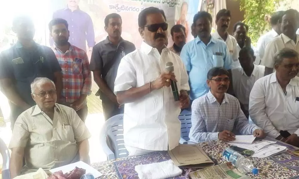 Chittoor: Deputy Chief Minister K Narayana Swamy compliments District Collector