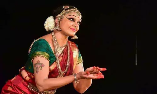 Shobana lights up 3rd evening of Khajuraho Dance Festival