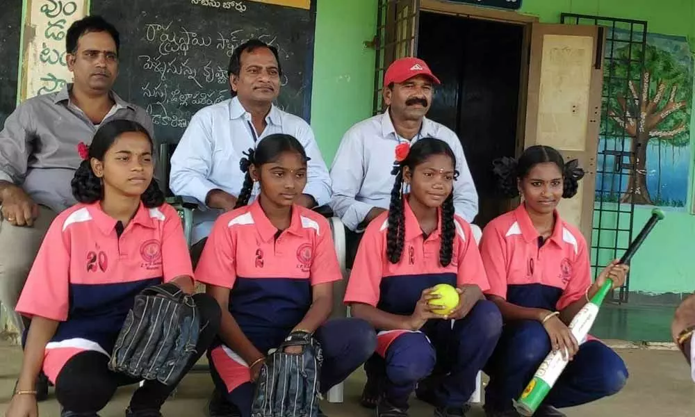Vijayawada: Nunna girls U-17 selected for Softball CM Cup