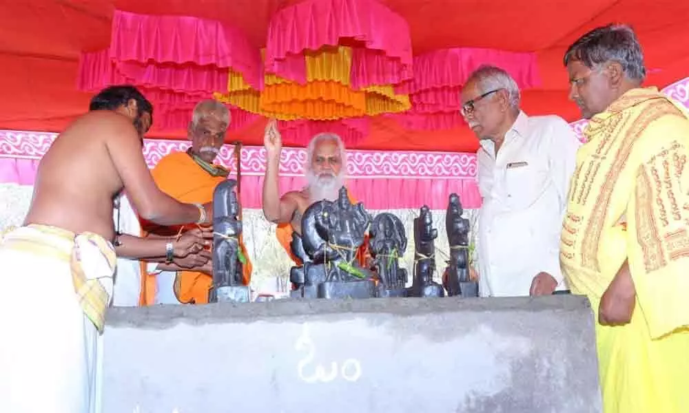 Zaheerabad: Navagraha idols installation held at Kashi Vishwanath Temple