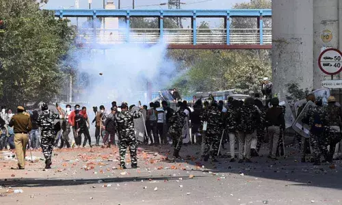 Following Delhi riots, security stepped up in Aligarh as Lucknow put on alert