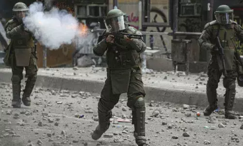 Police issue shoot-at-sight order in northeast Delhi