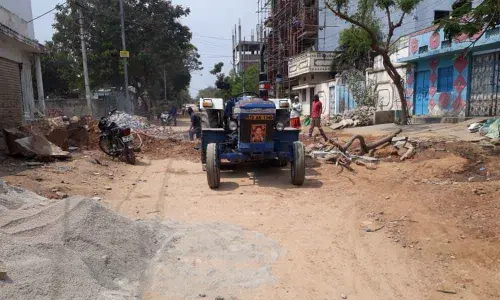 Hyderabad: No caution boards set up at civic works