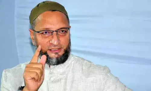 Asaduddin Owaisi condemns Delhi violence