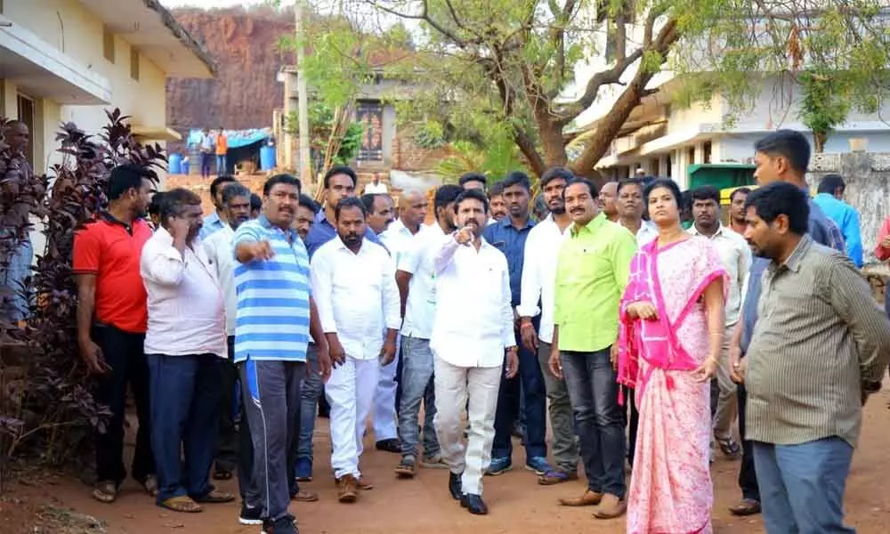 Vikarabad: MLA Methuku Anand calls for success of Pattana Pragathi