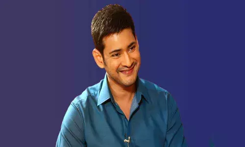 Viral: Mahesh Babu gets Jagananna Vidya Deevena card in Kurnool