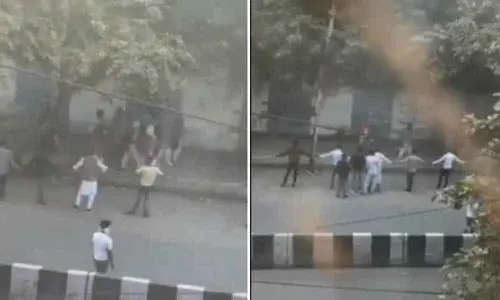 Yamuna Vihar residents of north- east Delhi form human Chain to escort school kids to safety amid riots