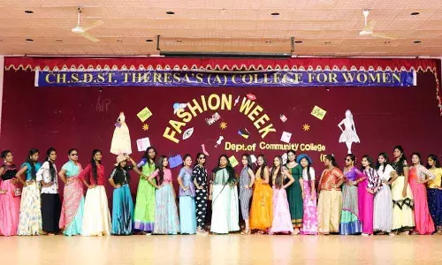 Eluru: Ch SD St Theresa College students present fashion show