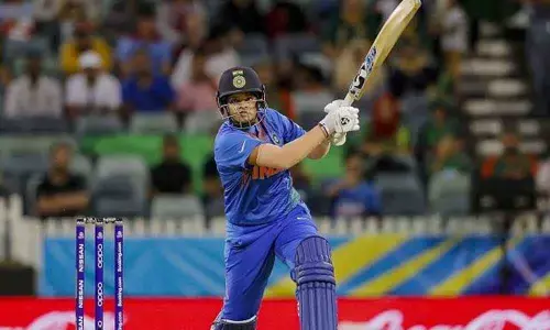 Womens T20 World Cup : In form India eye hat-trick of wins