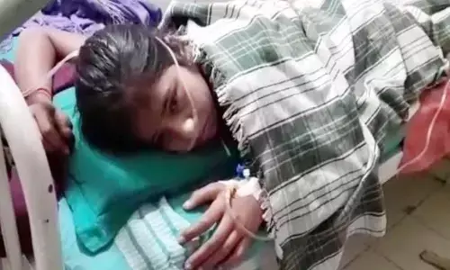 Kurnool: Student suffers burns after touching live wire