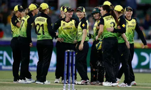 Clinical Australia thrash Bangladesh by 86 runs