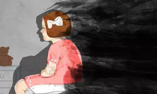 Nagarkurnool: Girl abducted from Anganwadi united with parents