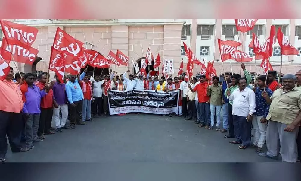 Secunderabad: Unions oppose Centres move to privatise Railways