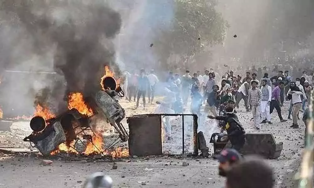 Shops shut, eerie silence descends on riot-hit Delhi