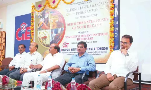 Guntur: Set up industrial units, students told