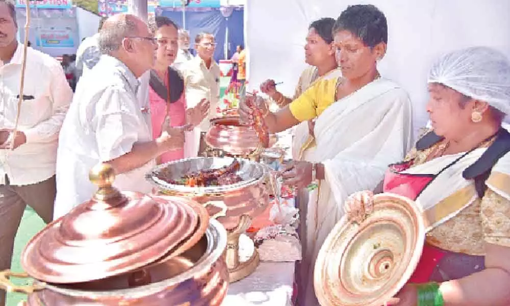 Hyderabad: Telangana Government mulls mobile fish selling units